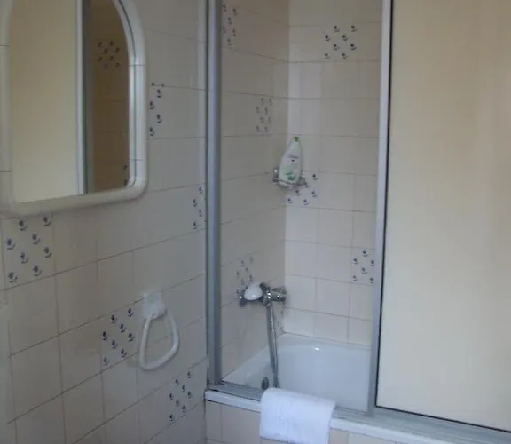 Residencial Valentina 5*